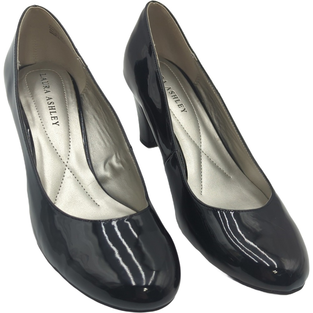 Laura Ashley Faber Black Patent Round Toe Pumps Heels Size 9M LA-FABER